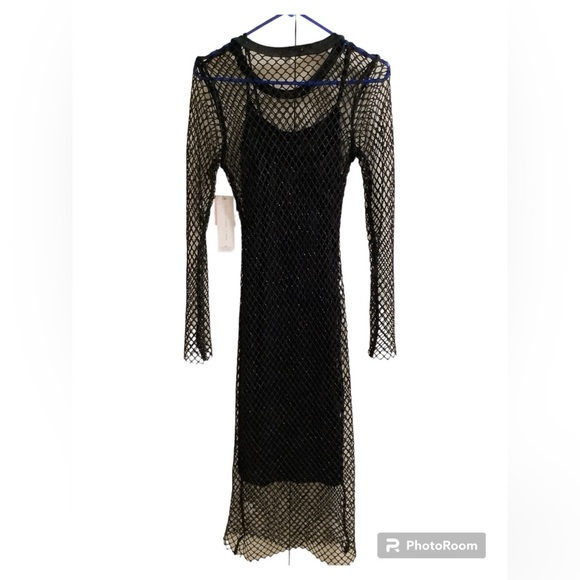 Almost Famous Size:Medium - Picture 2 of 5